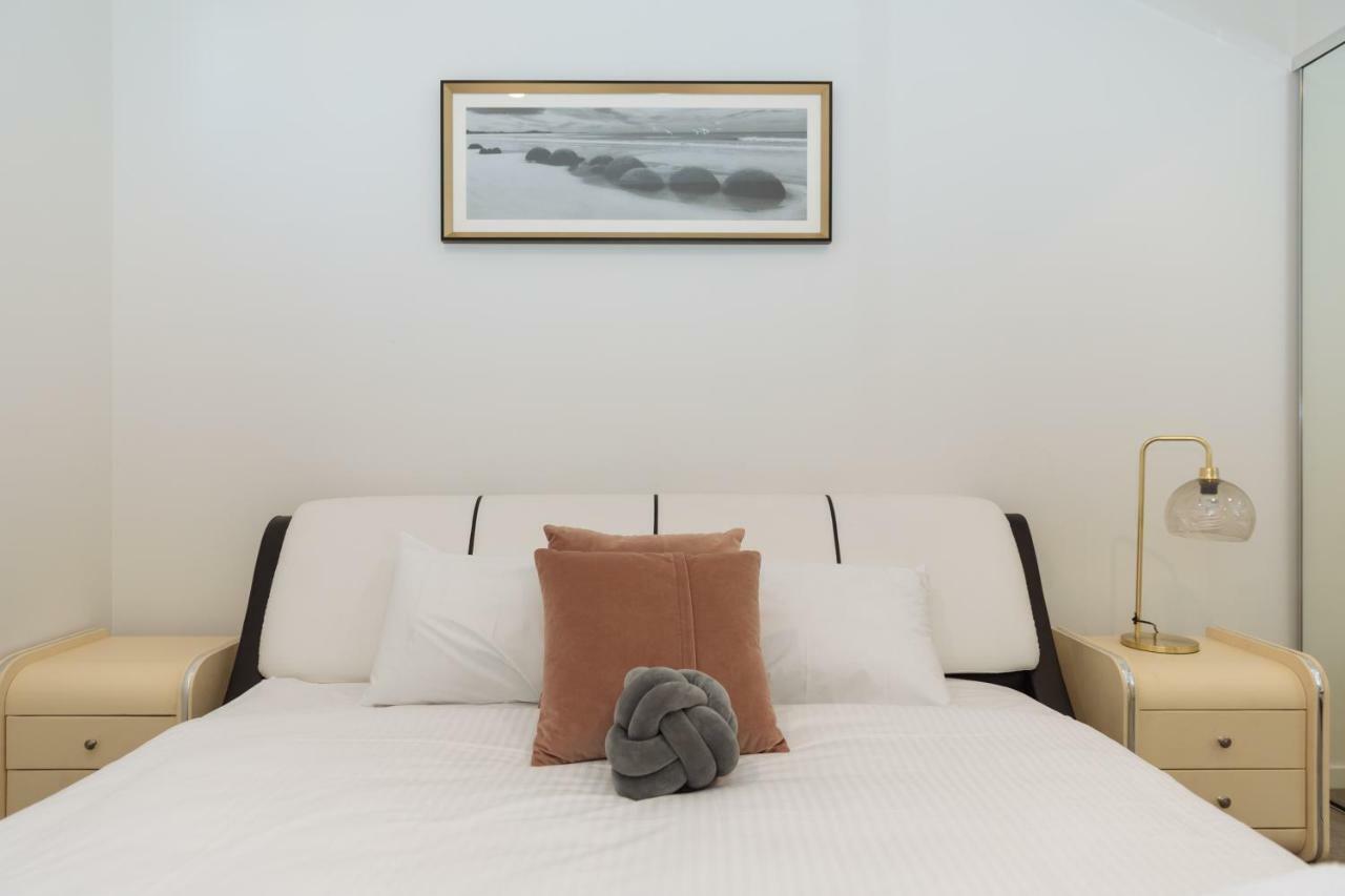 Airtrip On Merivale Street Apartment